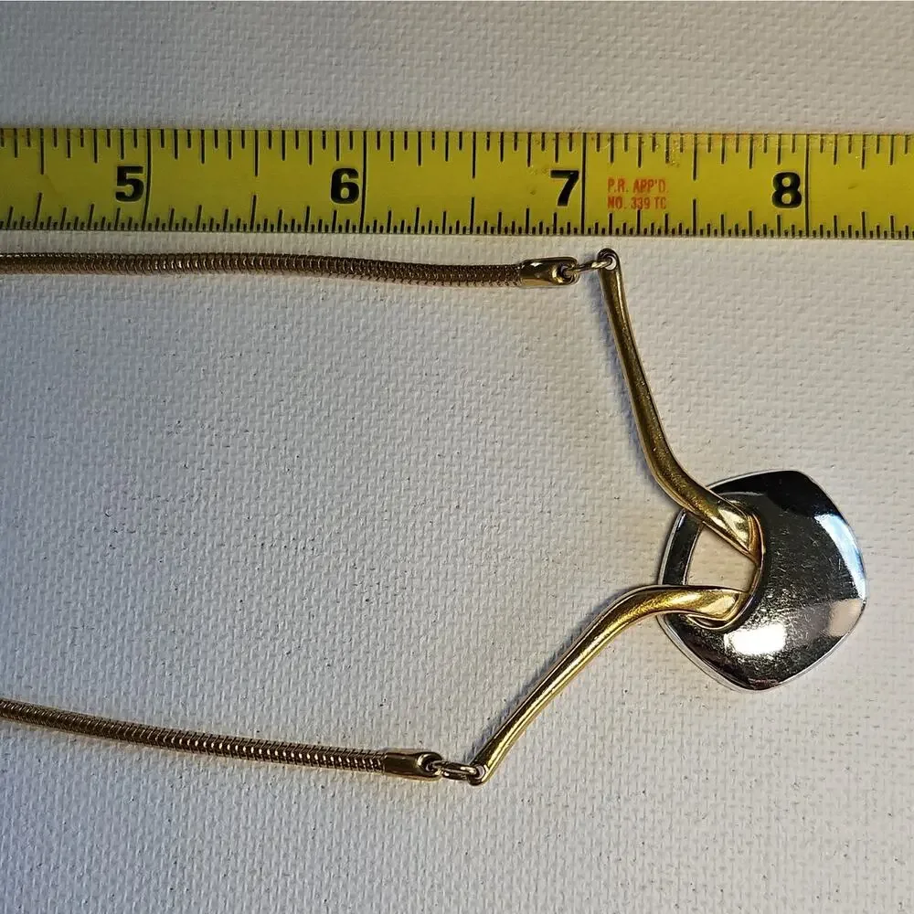 Vtg Artistry Gold Tone Snake Chain Necklace Two Tone Center
